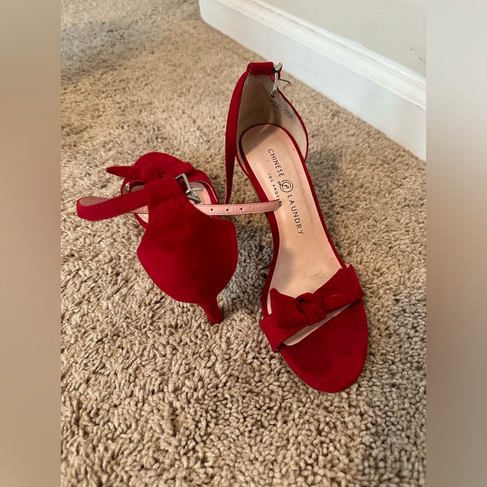 Heel - Picture 2 of 4